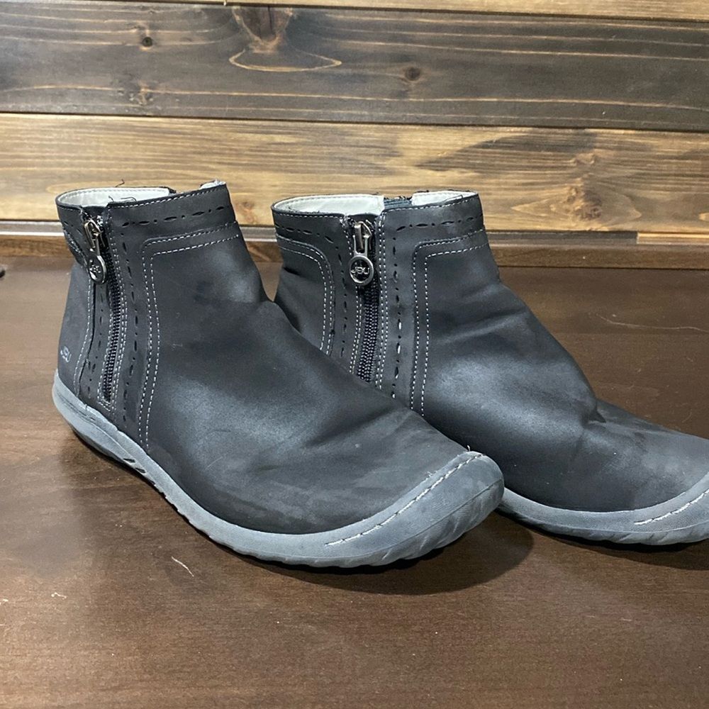 Jambu Black Nubuck Zip-Front Ankle Booties